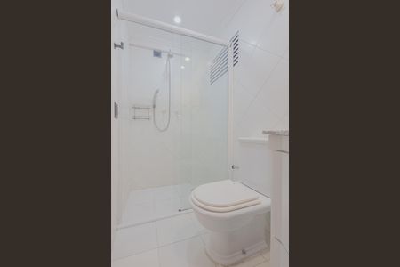 Banheiro da Suíte 1 de apartamento para alugar com 2 quartos, 87m² em Vila Madalena, São Paulo