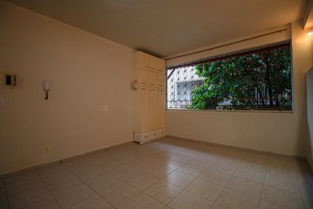 Casa para alugar com 100m², 2 quartos e sem vagaÁrea de Serviço