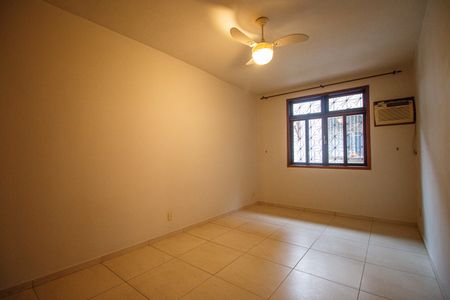 Casa para alugar com 100m², 2 quartos e sem vagaQuarto