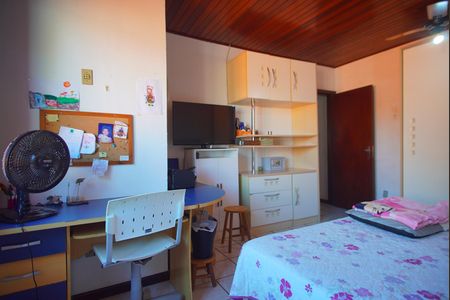 Casa à venda com 400m², 5 quartos e 2 vagasQuarto 3