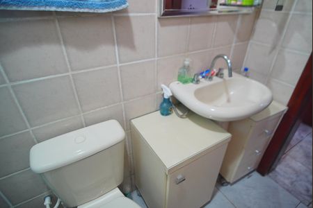 Casa à venda com 400m², 5 quartos e 2 vagasBanheiro Corredor 1