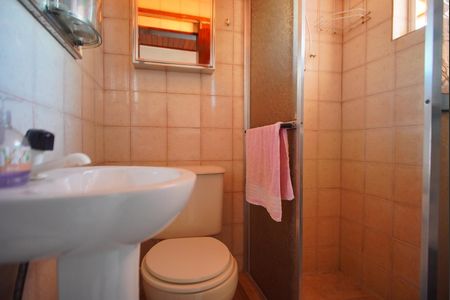 Casa à venda com 400m², 5 quartos e 2 vagasBanheiro Corredor 2