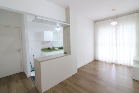 Sala de apartamento para alugar com 2 quartos, 50m² em Jaguaribe, Osasco