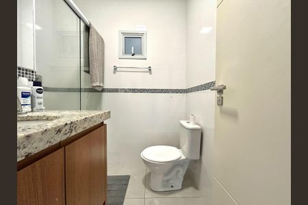 Banheiro 1 de apartamento para alugar com 2 quartos, 90m² em Campeche, Florianópolis