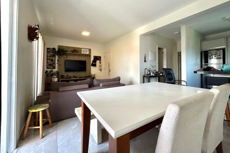 Sala de apartamento para alugar com 2 quartos, 90m² em Campeche, Florianópolis