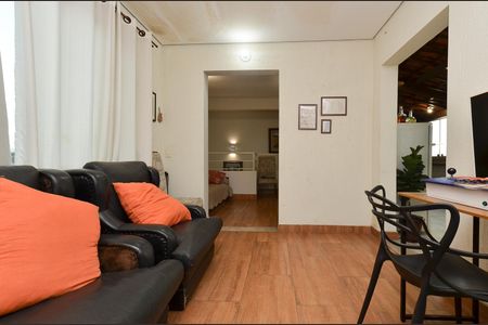 Sala de TV de apartamento à venda com 4 quartos, 180m² em Palmares, Belo Horizonte