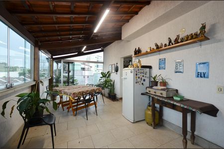 Apartamento à venda com 180m², 4 quartos e 2 vagasÁrea Cobertura