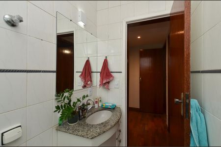 Apartamento à venda com 180m², 4 quartos e 2 vagasBanheiro Social