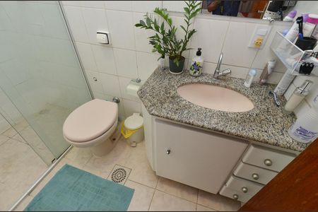 Apartamento à venda com 180m², 4 quartos e 2 vagasBanheiro Suíte