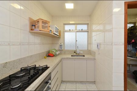 Apartamento à venda com 180m², 4 quartos e 2 vagasCozinha