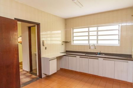 Casa para alugar com 170m², 3 quartos e 2 vagasCozinha