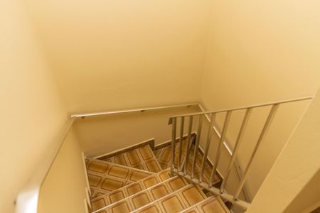 Casa para alugar com 170m², 3 quartos e 2 vagasEscada