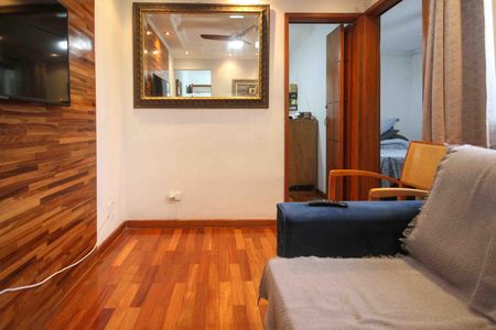 Apartamento à venda com 47m², 2 quartos e 1 vaga Apartamento à venda com 47m², 2 quartos e 1 vagaSala