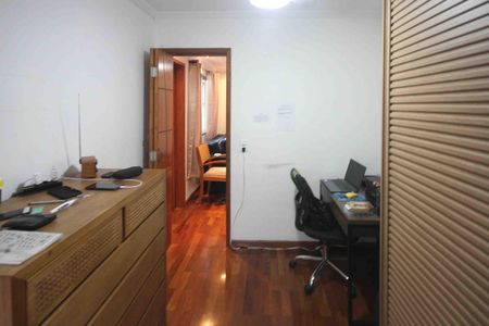 Apartamento à venda com 47m², 2 quartos e 1 vaga Apartamento à venda com 47m², 2 quartos e 1 vagaQuarto 02