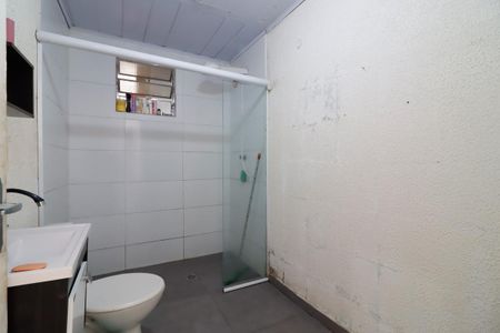 Casa para alugar com 125m², 2 quartos e 1 vaga Casa para alugar com 125m², 2 quartos e 1 vagaBanheiro