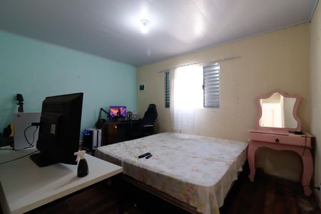 Quarto 1 de casa para alugar com 2 quartos, 125m² em Jardim Três Marias, São Paulo