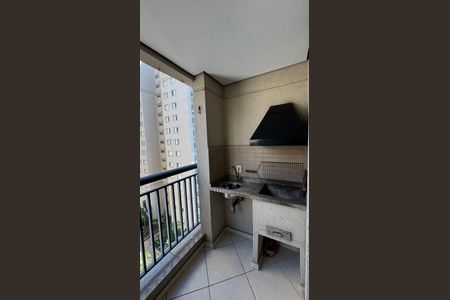 Apartamento à venda com 97m², 4 quartos e 2 vagas Apartamento à venda com 97m², 4 quartos e 2 vagasVaranda Sala