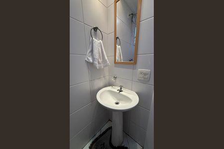 Apartamento à venda com 97m², 4 quartos e 2 vagas Apartamento à venda com 97m², 4 quartos e 2 vagasÁrea de Serviço - Banheiro