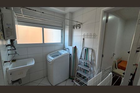 Apartamento à venda com 97m², 4 quartos e 2 vagas Apartamento à venda com 97m², 4 quartos e 2 vagasÁrea de Serviço