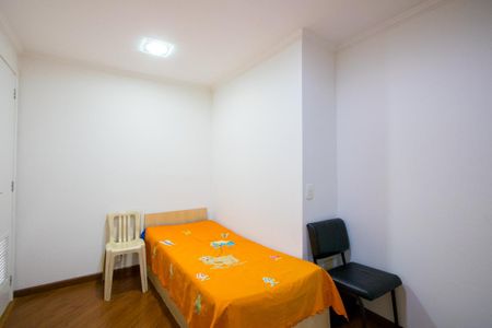 Apartamento à venda com 97m², 4 quartos e 2 vagasQuarto 3