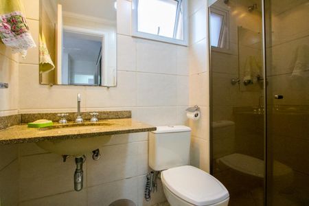 Apartamento à venda com 97m², 4 quartos e 2 vagasBanheiro da Suíte