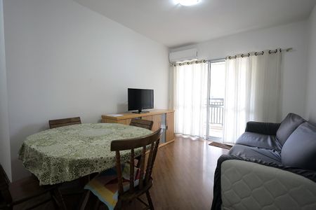 Apartamento para alugar com 97m², 4 quartos e 2 vagas Apartamento para alugar com 97m², 4 quartos e 2 vagasSala