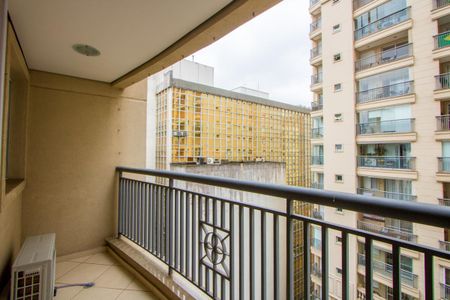 Apartamento à venda com 97m², 4 quartos e 2 vagasVaranda gourmet