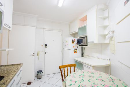 Apartamento à venda com 97m², 4 quartos e 2 vagasCozinha