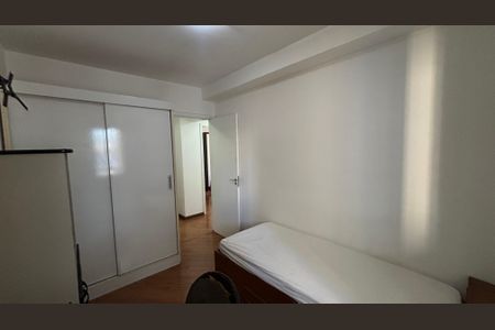 Apartamento à venda com 97m², 4 quartos e 2 vagas Apartamento à venda com 97m², 4 quartos e 2 vagasQuarto 2