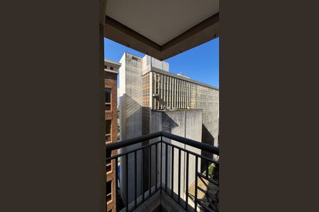 Apartamento à venda com 97m², 4 quartos e 2 vagas Apartamento à venda com 97m², 4 quartos e 2 vagasVaranda da Suíte