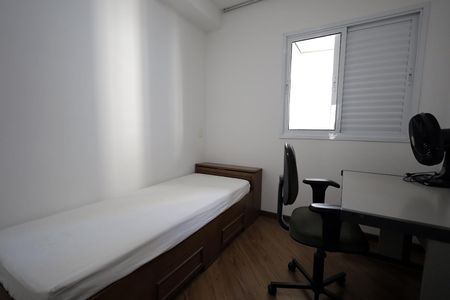 Apartamento para alugar com 97m², 4 quartos e 2 vagas Apartamento para alugar com 97m², 4 quartos e 2 vagasQuarto 2