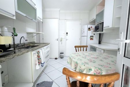 Cozinha de apartamento para alugar com 3 quartos, 97m² em Vila Bastos, Santo André