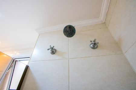 Apartamento à venda com 97m², 4 quartos e 2 vagasBanheiro da Suíte