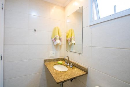 Apartamento à venda com 97m², 4 quartos e 2 vagasBanheiro da Suíte