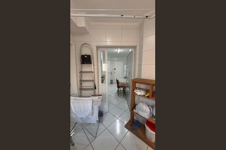 Apartamento à venda com 97m², 4 quartos e 2 vagas Apartamento à venda com 97m², 4 quartos e 2 vagasÁrea de Serviço