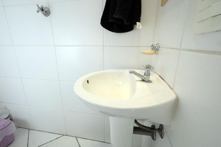 Apartamento para alugar com 97m², 4 quartos e 2 vagas Apartamento para alugar com 97m², 4 quartos e 2 vagasBanheiro de Serviço