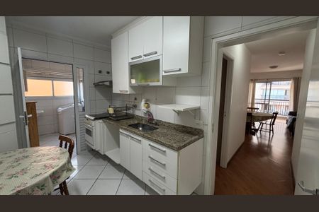 Apartamento à venda com 97m², 4 quartos e 2 vagas Apartamento à venda com 97m², 4 quartos e 2 vagasCozinha