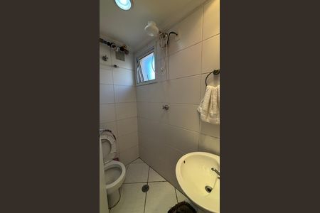 Apartamento à venda com 97m², 4 quartos e 2 vagas Apartamento à venda com 97m², 4 quartos e 2 vagasÁrea de Serviço - Banheiro