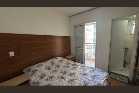 Apartamento à venda com 97m², 4 quartos e 2 vagas Apartamento à venda com 97m², 4 quartos e 2 vagasSuite