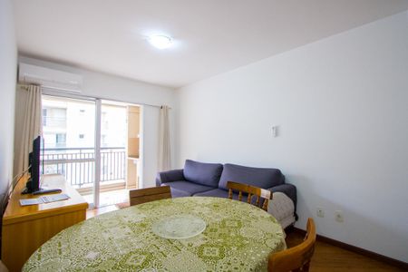 Sala de apartamento à venda com 4 quartos, 97m² em Vila Bastos, Santo André
