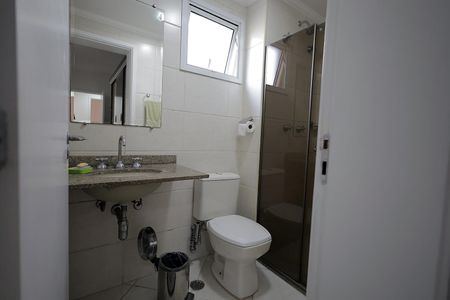 Apartamento para alugar com 97m², 4 quartos e 2 vagas Apartamento para alugar com 97m², 4 quartos e 2 vagasBanheiro da Suíte