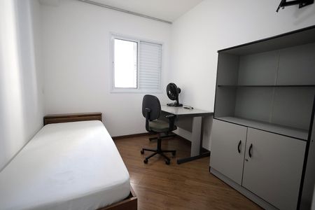 Apartamento para alugar com 97m², 4 quartos e 2 vagas Apartamento para alugar com 97m², 4 quartos e 2 vagasQuarto 2