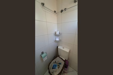 Apartamento à venda com 97m², 4 quartos e 2 vagas Apartamento à venda com 97m², 4 quartos e 2 vagasÁrea de Serviço - Banheiro