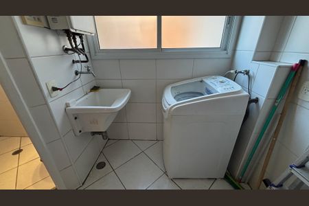 Apartamento à venda com 97m², 4 quartos e 2 vagas Apartamento à venda com 97m², 4 quartos e 2 vagasÁrea de Serviço