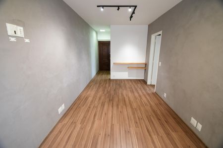 Sala de apartamento para alugar com 1 quarto, 50m² em Cambuí, Campinas