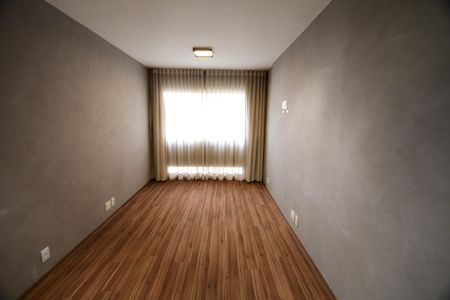 Sala de apartamento para alugar com 1 quarto, 50m² em Cambuí, Campinas