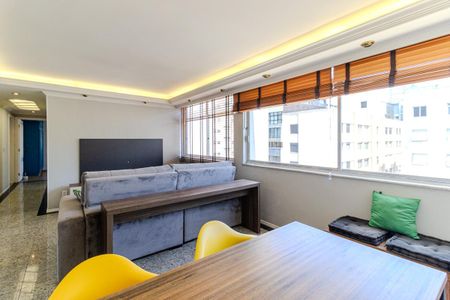 Apartamento à venda com 117m², 3 quartos e 2 vagas Apartamento à venda com 117m², 3 quartos e 2 vagasSala