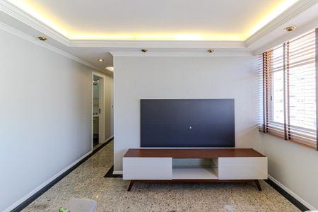 Apartamento à venda com 117m², 3 quartos e 2 vagas Apartamento à venda com 117m², 3 quartos e 2 vagasSala