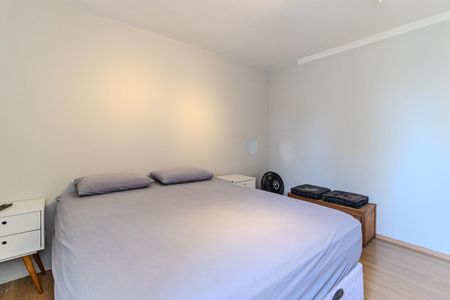 Apartamento à venda com 117m², 3 quartos e 2 vagas Apartamento à venda com 117m², 3 quartos e 2 vagasSuíte