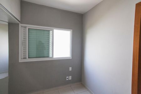 Suite de apartamento para alugar com 3 quartos, 55m² em Aclimação, Uberlândia